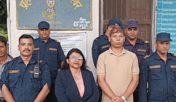 प्रमुख जिल्ला अधिकारी मीना अर्यालज्यू लगायत जिल्ला सुरक्षा समितिका पदाधिकारीहरूद्वारा प्रहरी चौकी गोकुलेश्वर